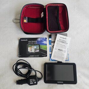 Garmin nüvi 30/40/50 series GPS unit and Case Logic carrying case